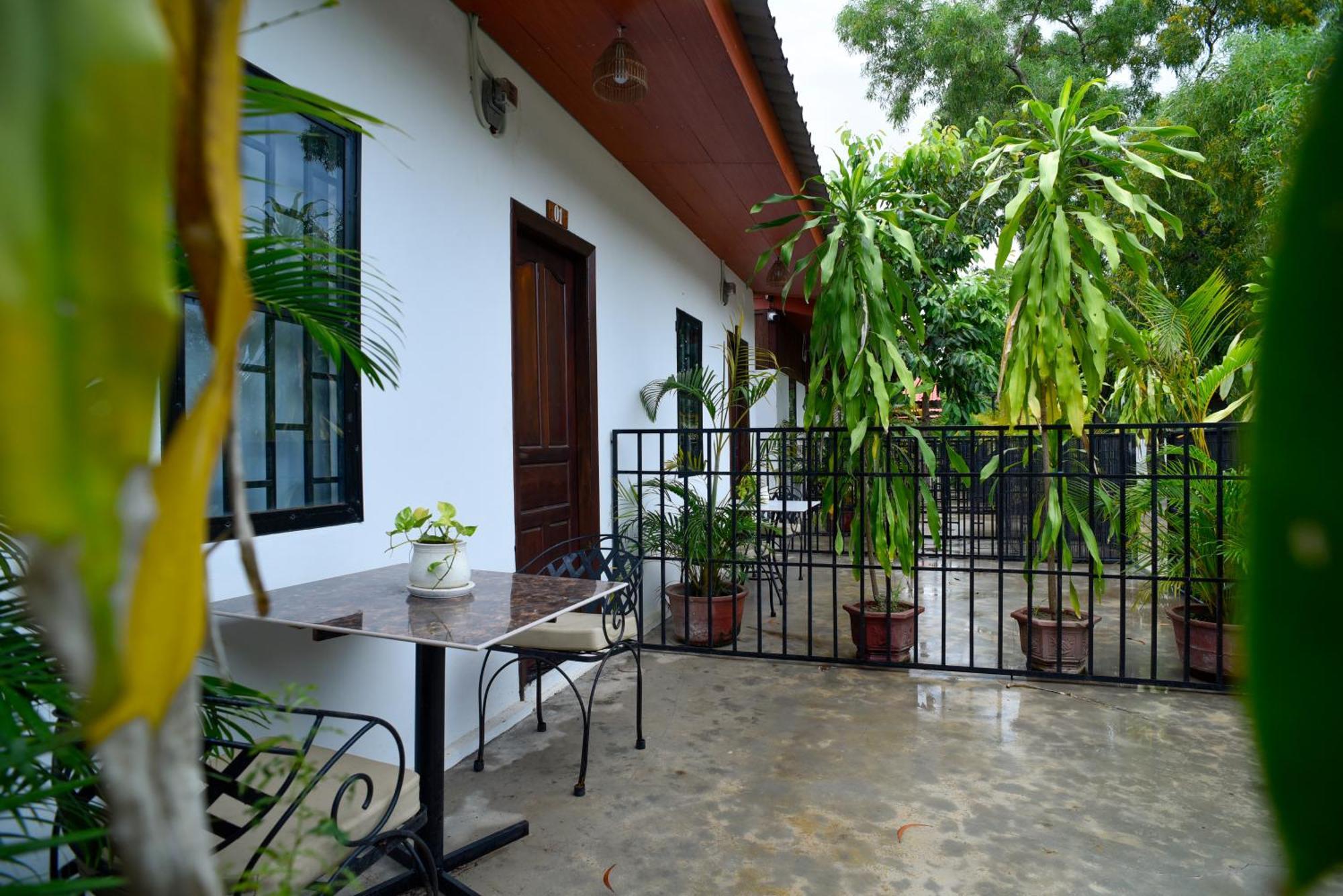 Densy Angkor Bungalow Сіємреап Екстер'єр фото
